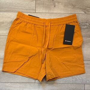 NWT lululemon Bowline Short 5” Autumn Orange Size L
